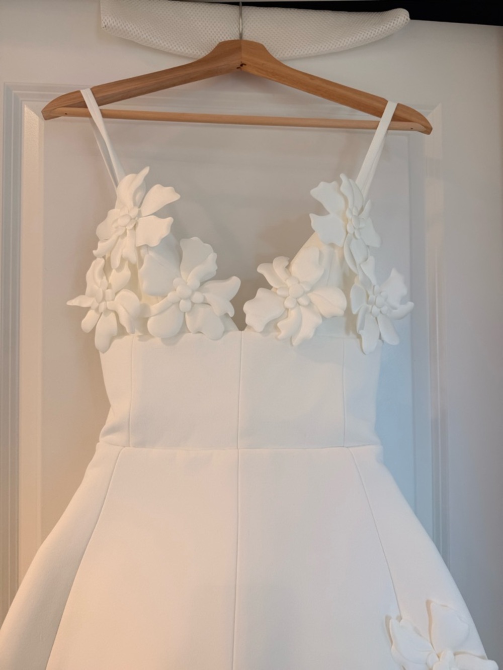 NWOT BRONX BANCO Emma White Floral Appliqué Spaghetti Strap Mini Wedding Dress - Picture 11 of 17